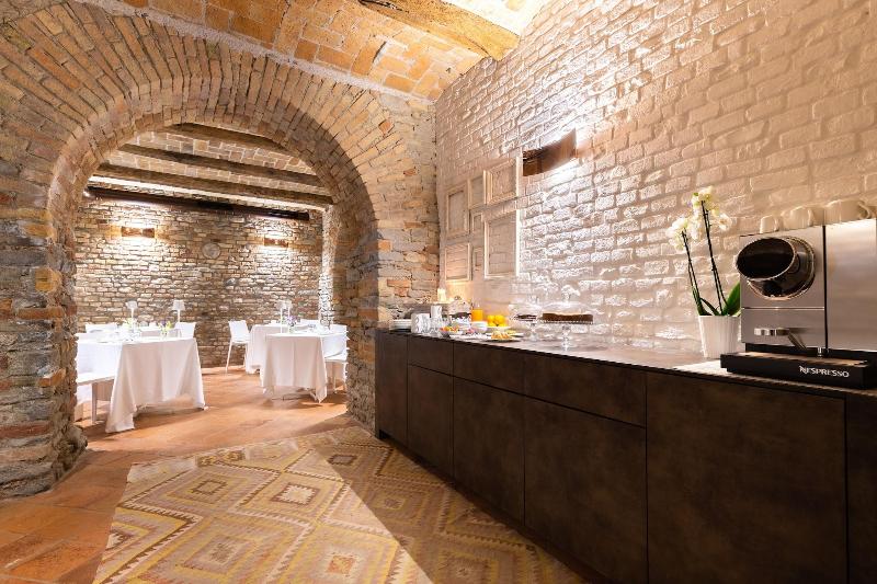 Relais Villa Del Borgo image