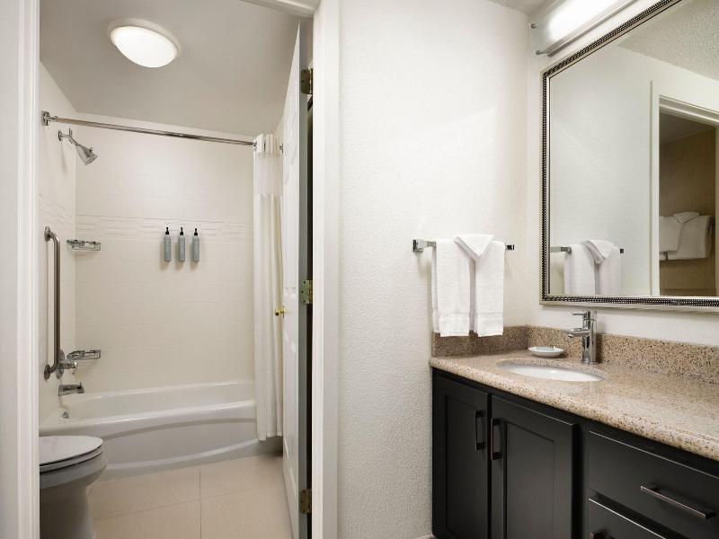 Residence Inn By Marriott Philadelphia Conshohocke image