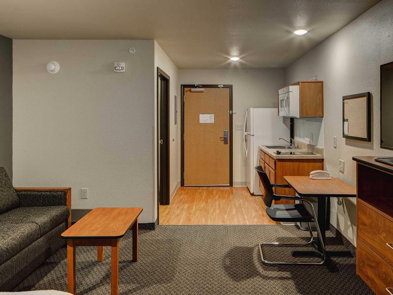 WoodSpring Suites Columbus NE I-270 Airport image