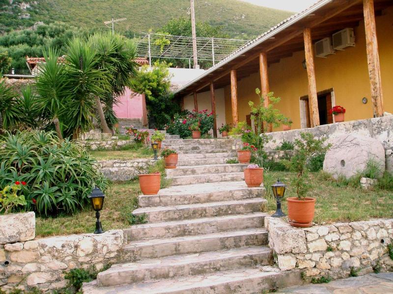 Archontiko Maisonettes image