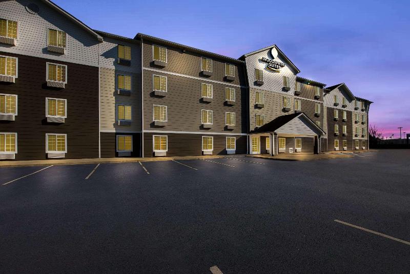 Woodspring Suites Columbus Southeast image