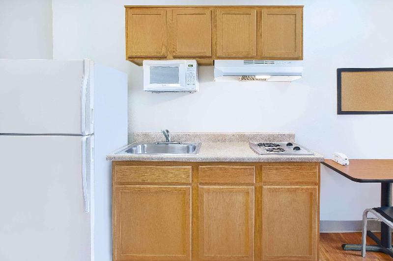 Woodspring Suites Columbus Southeast image