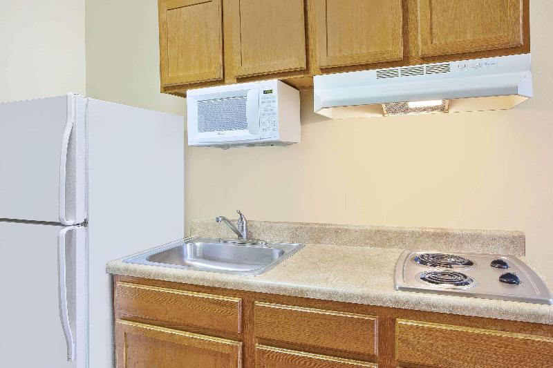 Woodspring Suites Columbus Southeast image