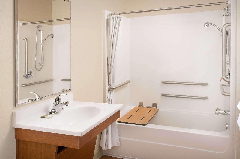 Woodspring Suites Columbus Southeast image