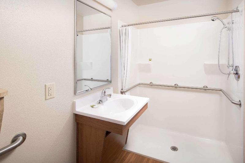 Woodspring Suites Columbus Southeast image
