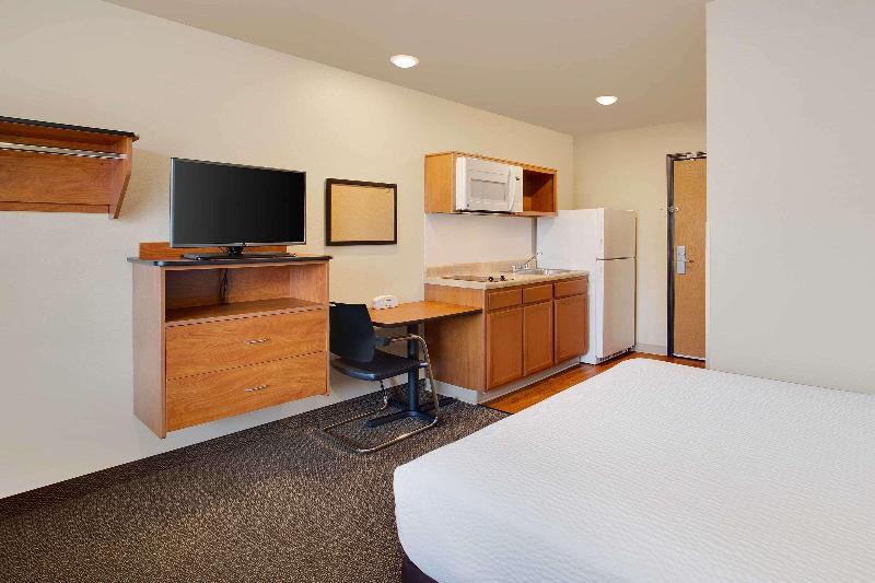 WoodSpring Suites Columbus North I-270 image