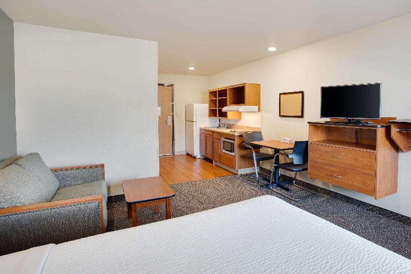 WoodSpring Suites Columbus North I-270 image