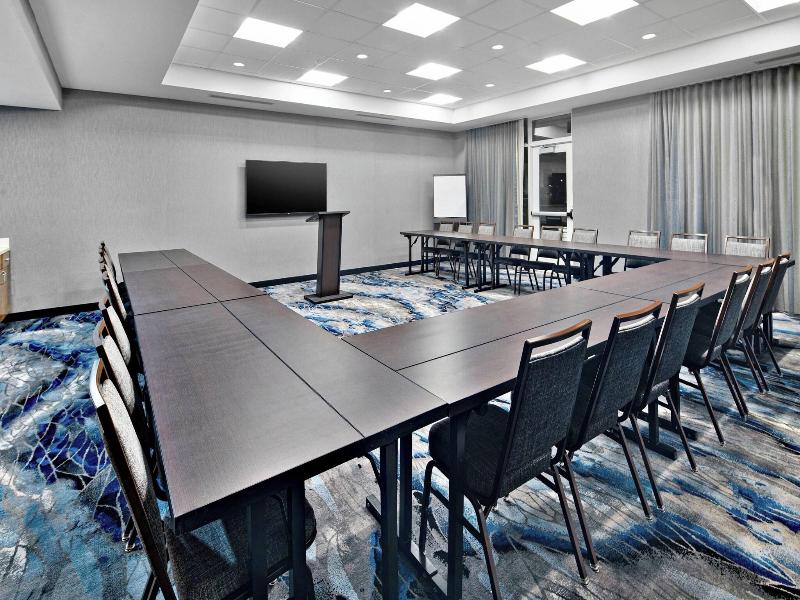 Fairfield Inn & Suites by Marriott Columbus New Al image