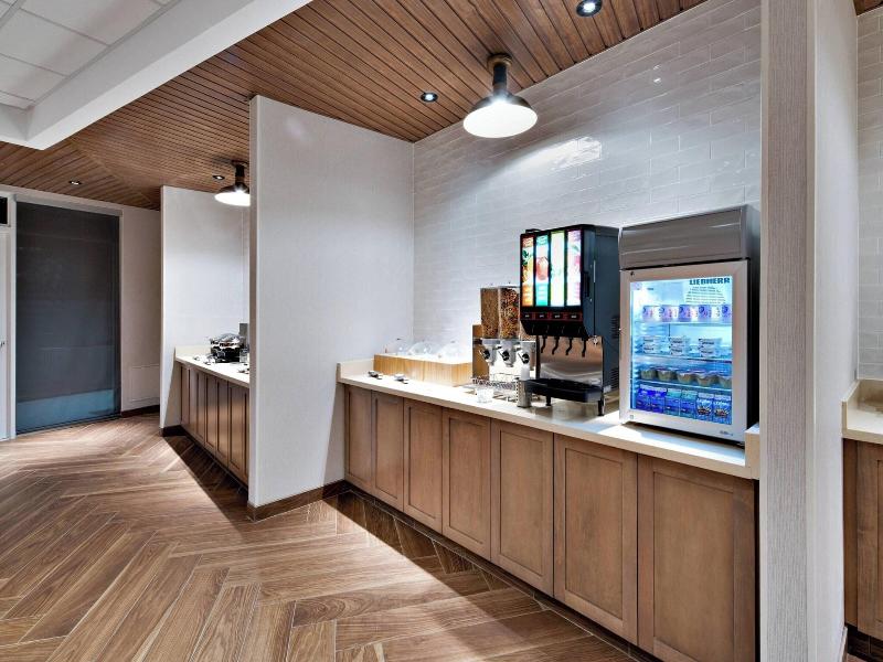 Fairfield Inn & Suites by Marriott Columbus New Al image
