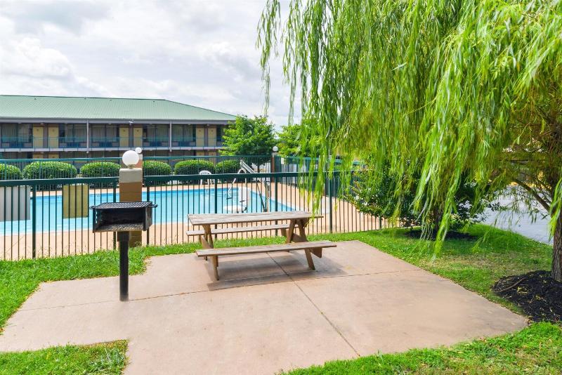 Americas Best Value InnGoodlettsville/N. Nashville image