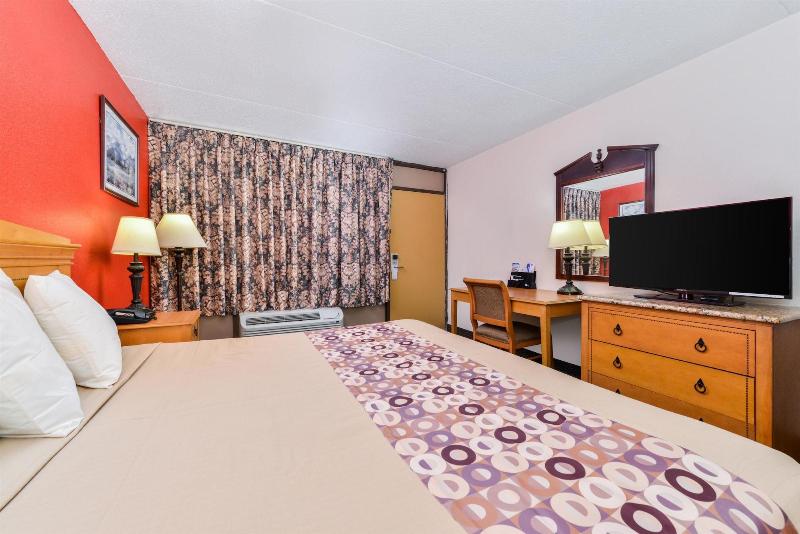Americas Best Value Inn-Goodlettsville/N. Nashvill - Image 1