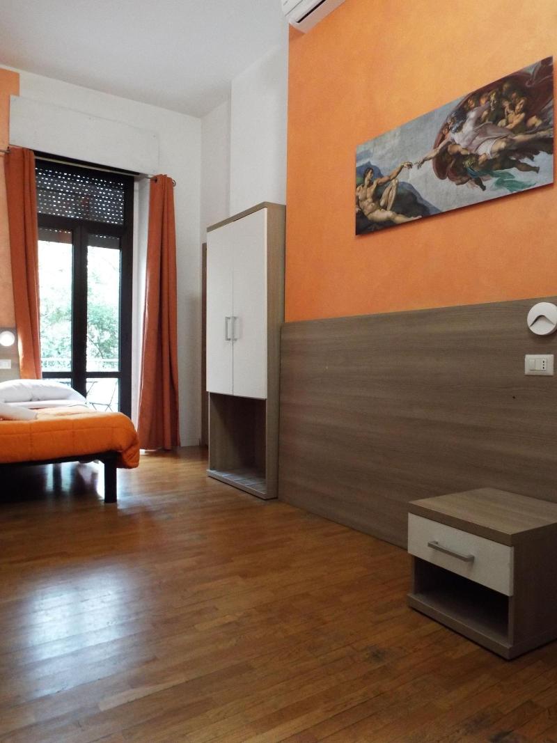 Milano Hostel image