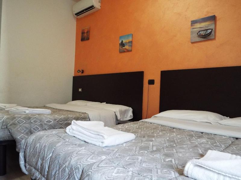 Milano Hostel image