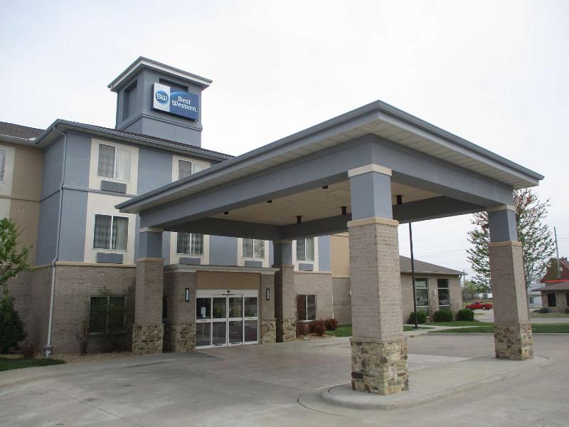 Hotel BW Coffeyville Central Business District InnSuites