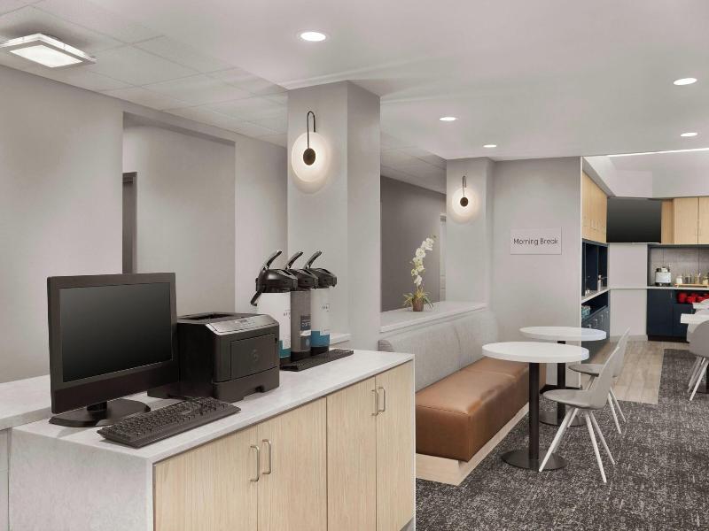 Towneplace Suites Chicago Naperville image