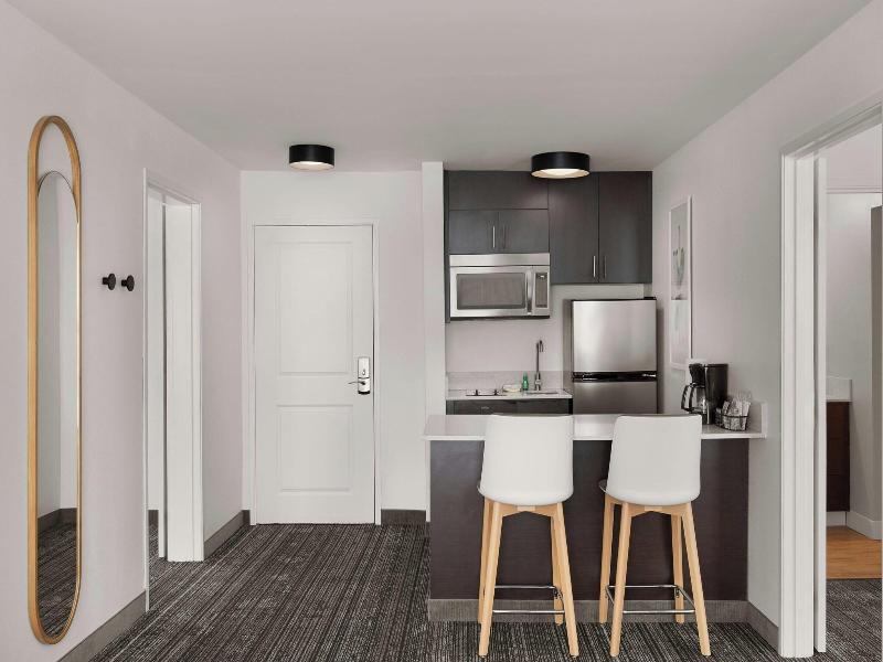 Towneplace Suites Chicago Naperville image