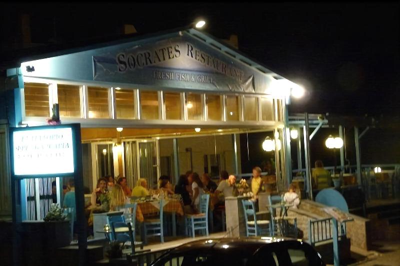 Socrates Apartments & Restaurant image