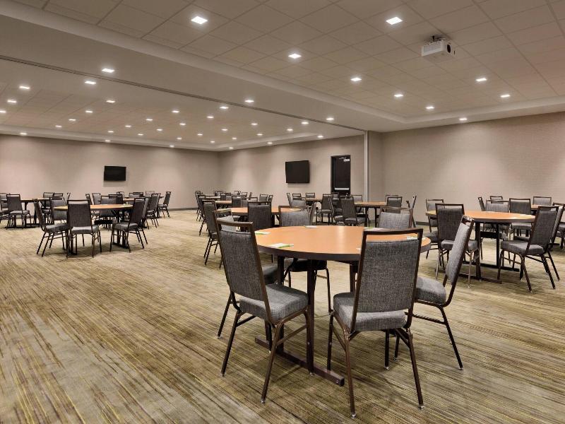Courtyard By Marriott St Paul Woodbury image