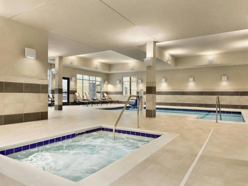 Courtyard By Marriott St Paul Woodbury