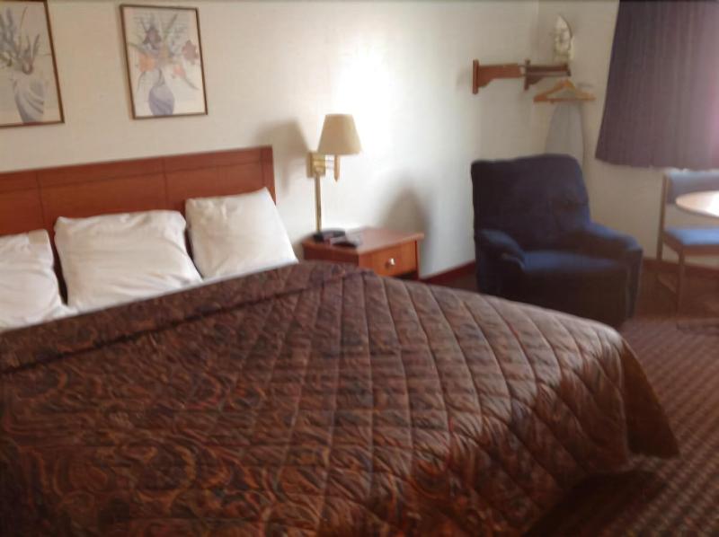 Motel 6 Sedalia, MO image