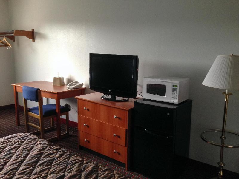 Motel 6 Sedalia, MO image