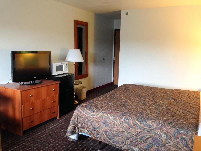 Motel 6 Sedalia, MO image