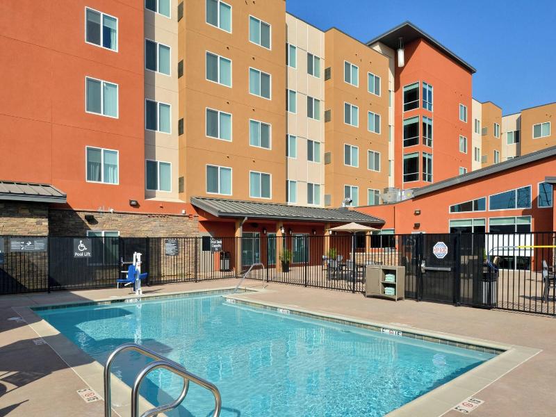 Residence Inn By Marriott Bakersfield West