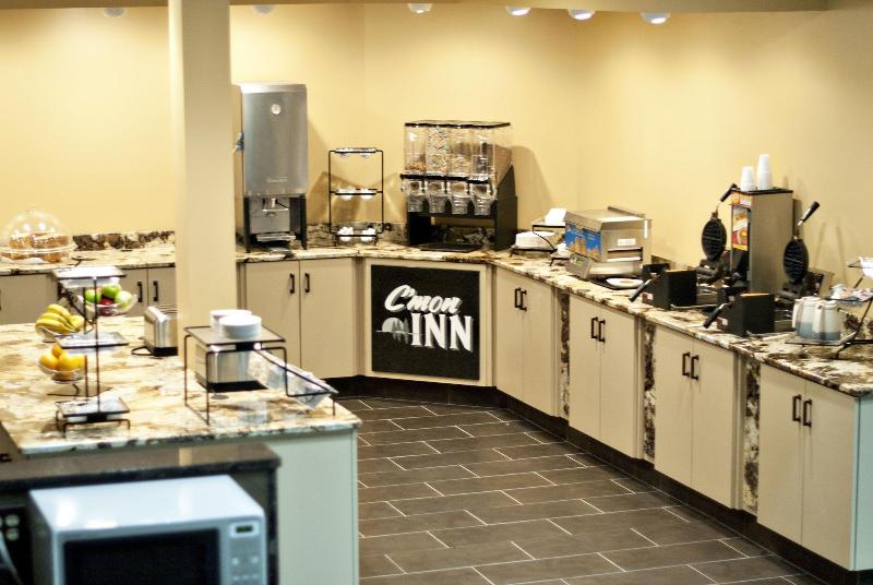 C'mon Inn Hotel & Suites image