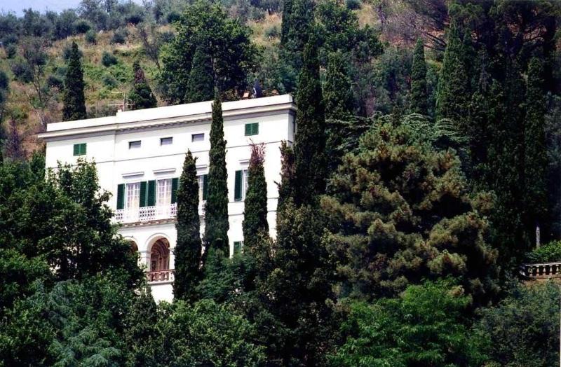 Villa Alta image