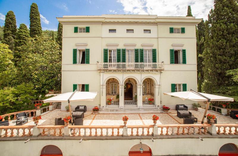 Villa Alta image