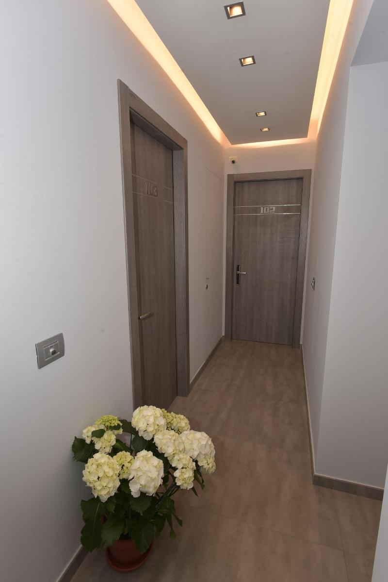 Eden Rooms image