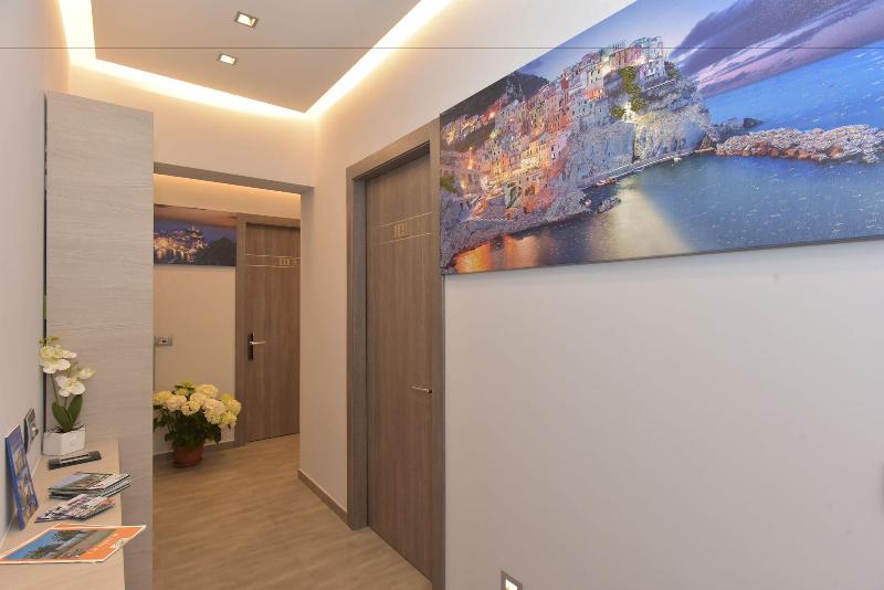 Eden Rooms image