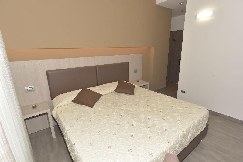 Eden Rooms image