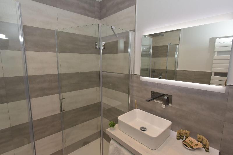 Eden Rooms image