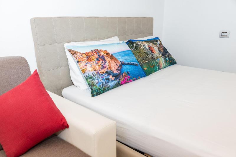 Eden Rooms image