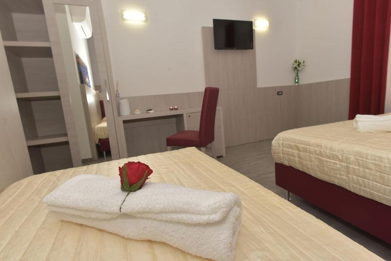 Eden Rooms image