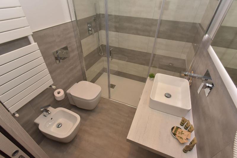 Eden Rooms image