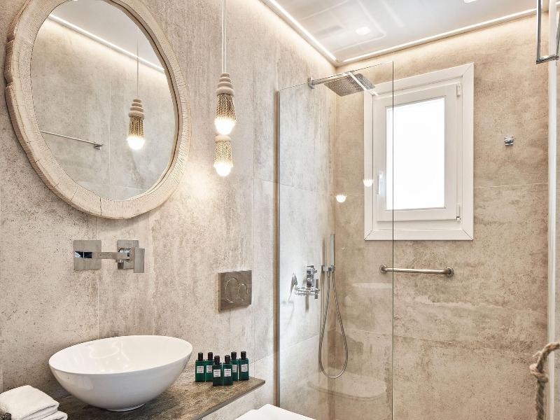 Volcano Luxury Suites Milos image
