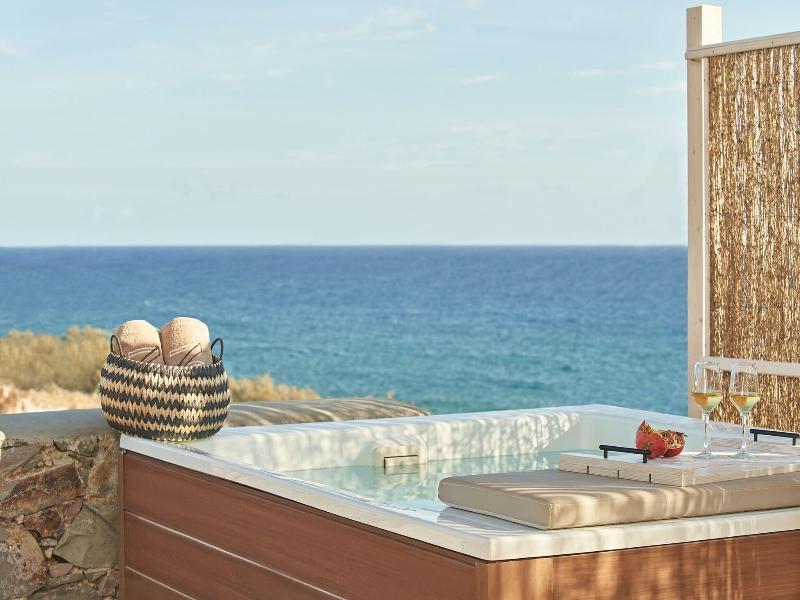 Volcano Luxury Suites Milos — photo 65