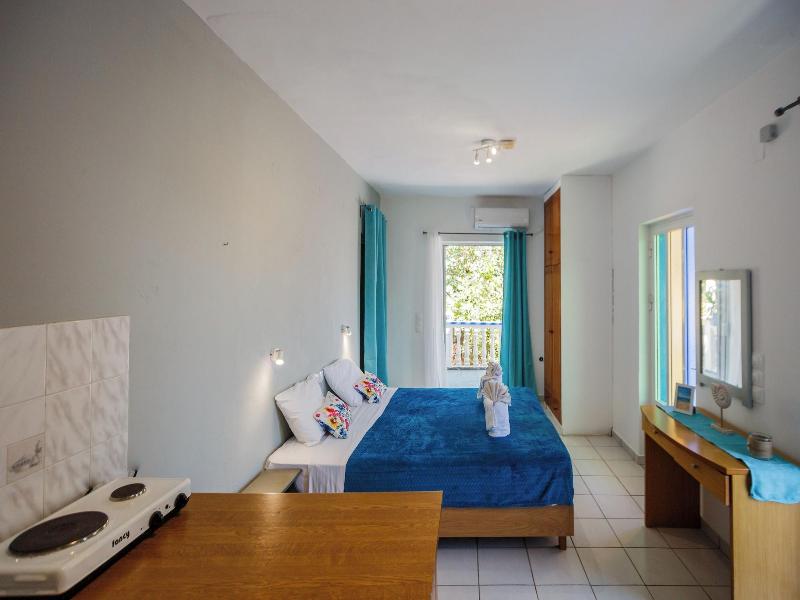 Velendzas Holidays image