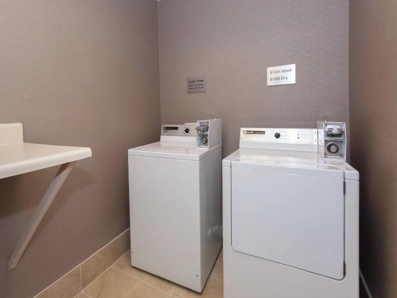 Courtyard By Marriott Charlotte Lake Norman image