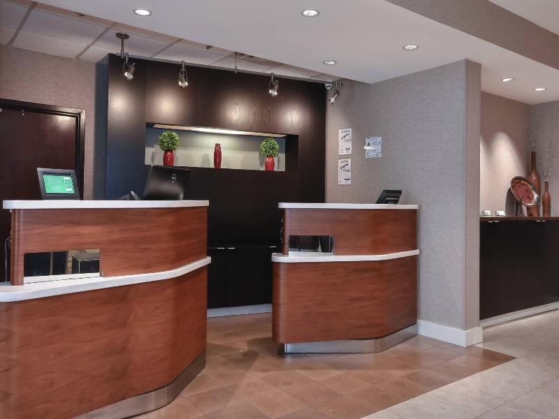Courtyard By Marriott Charlotte Lake Norman image