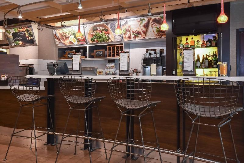 Courtyard By Marriott Charlotte Lake Norman image