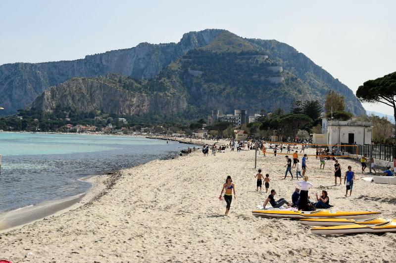 Palermo Mare Holidays image