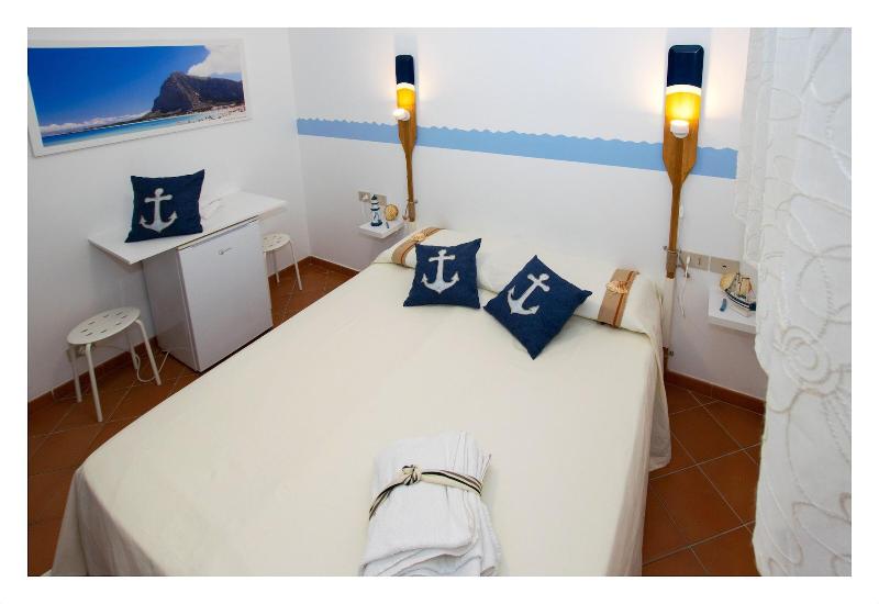 Palermo Mare Holidays image