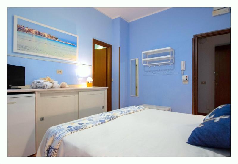 Palermo Mare Holidays image