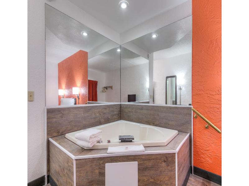 Motel 6 Bridgeview, Il image