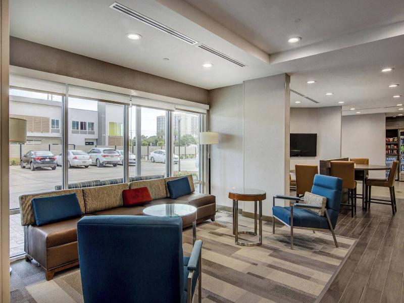 Towneplace Suites Houston Hobby Airport image