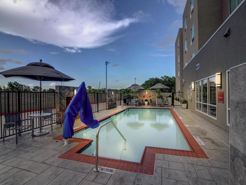 Towneplace Suites Houston Hobby Airport image