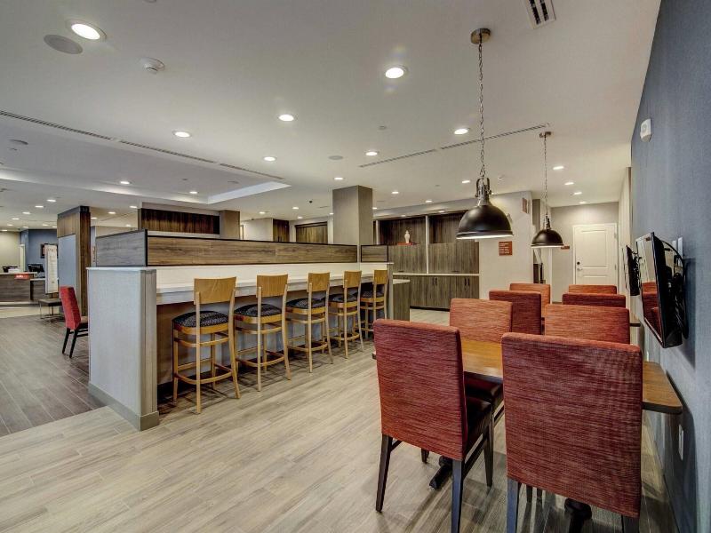 Towneplace Suites Houston Hobby Airport image